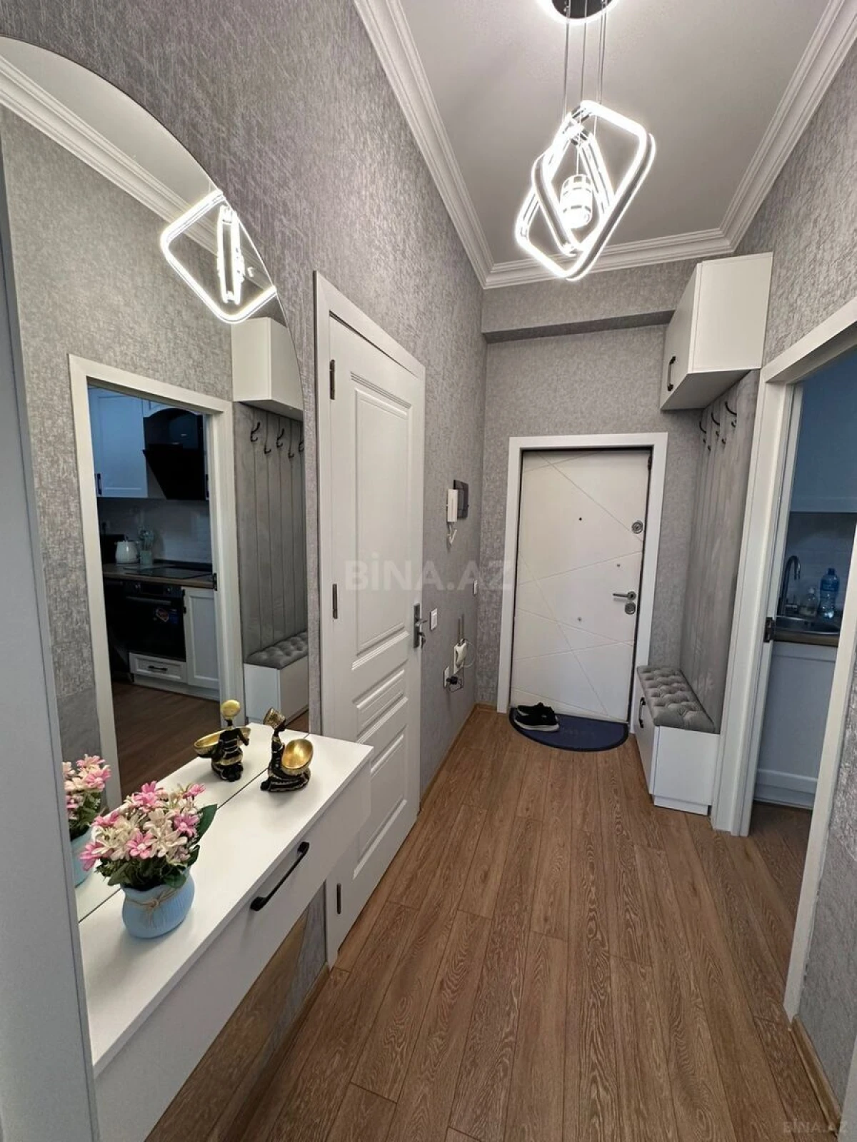 Kirayə verilir 2 otaqlı mənzil 50 m²