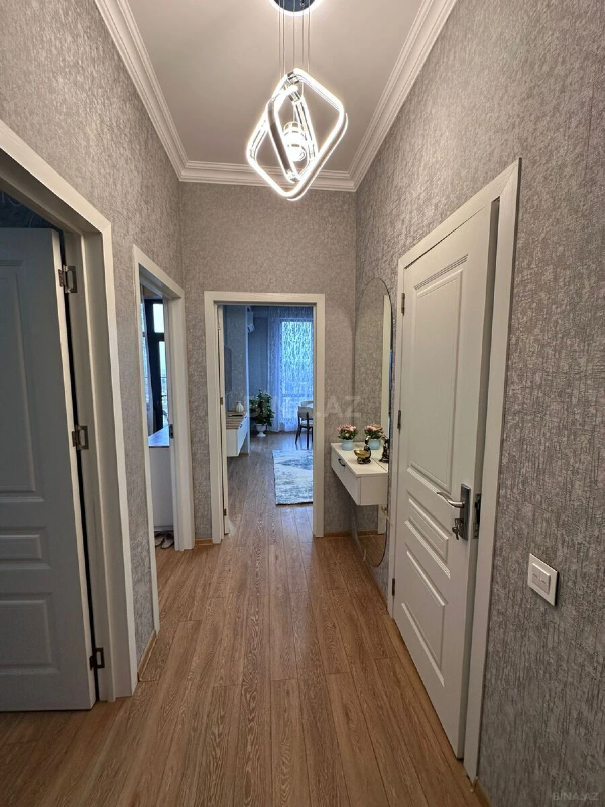 Kirayə verilir 2 otaqlı mənzil 50 m²