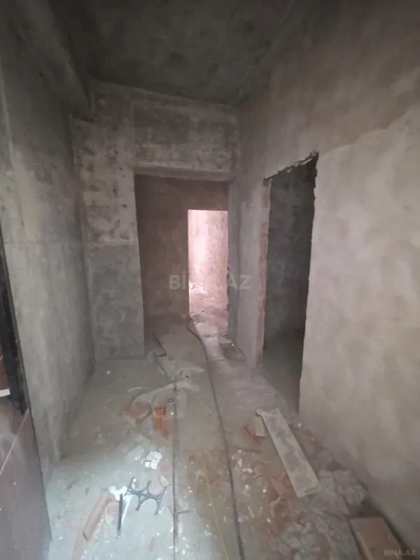 Satılır 3 otaqlı mənzil 107 m²