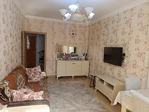 Satılır 2 otaqlı mənzil 50 m²