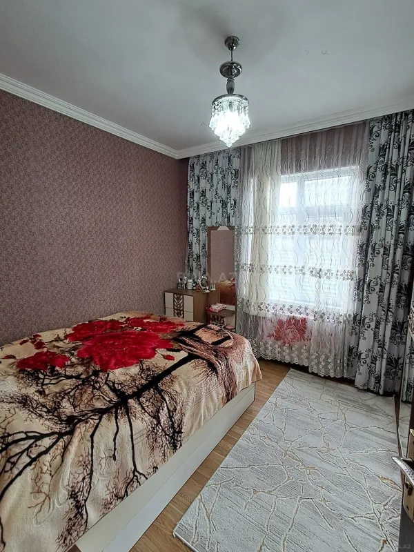Satılır 7 otaqlı həyət evi 170 m²
