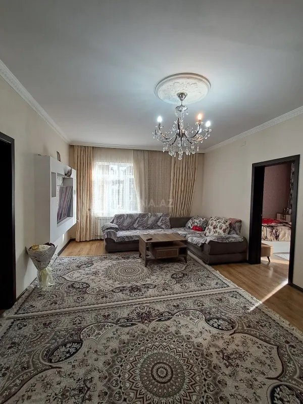 Satılır 7 otaqlı həyət evi 170 m²