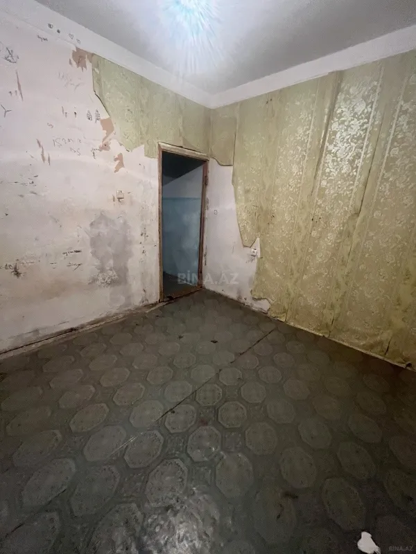 Satılır 5 otaqlı mənzil 110 m²