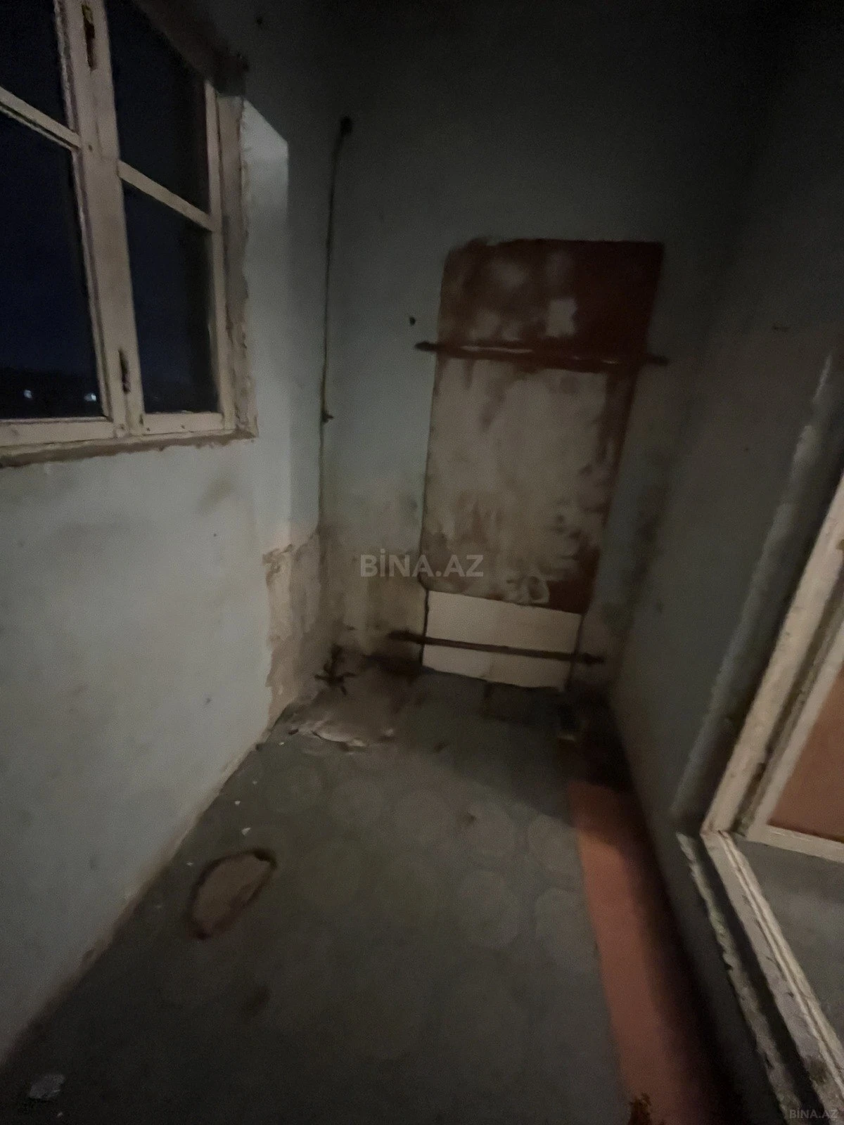 Satılır 5 otaqlı mənzil 110 m²