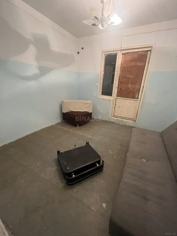 Satılır 5 otaqlı mənzil 110 m²