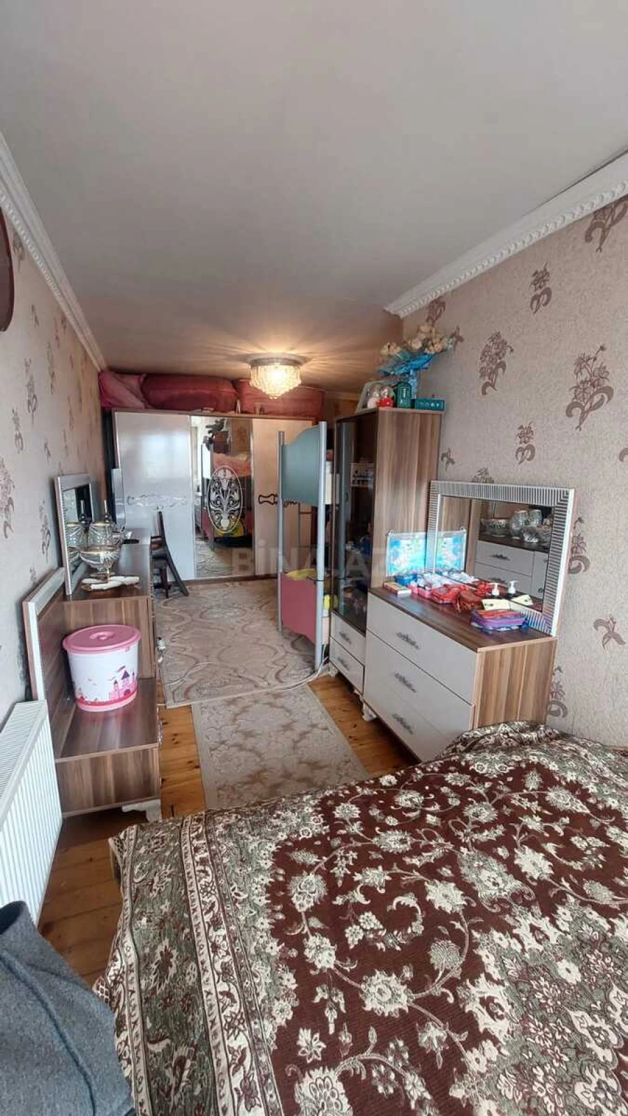 Satılır 4 otaqlı mənzil 124 m²