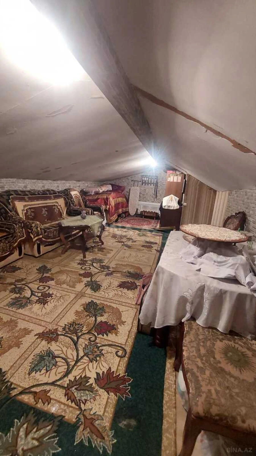 Satılır 4 otaqlı mənzil 124 m²