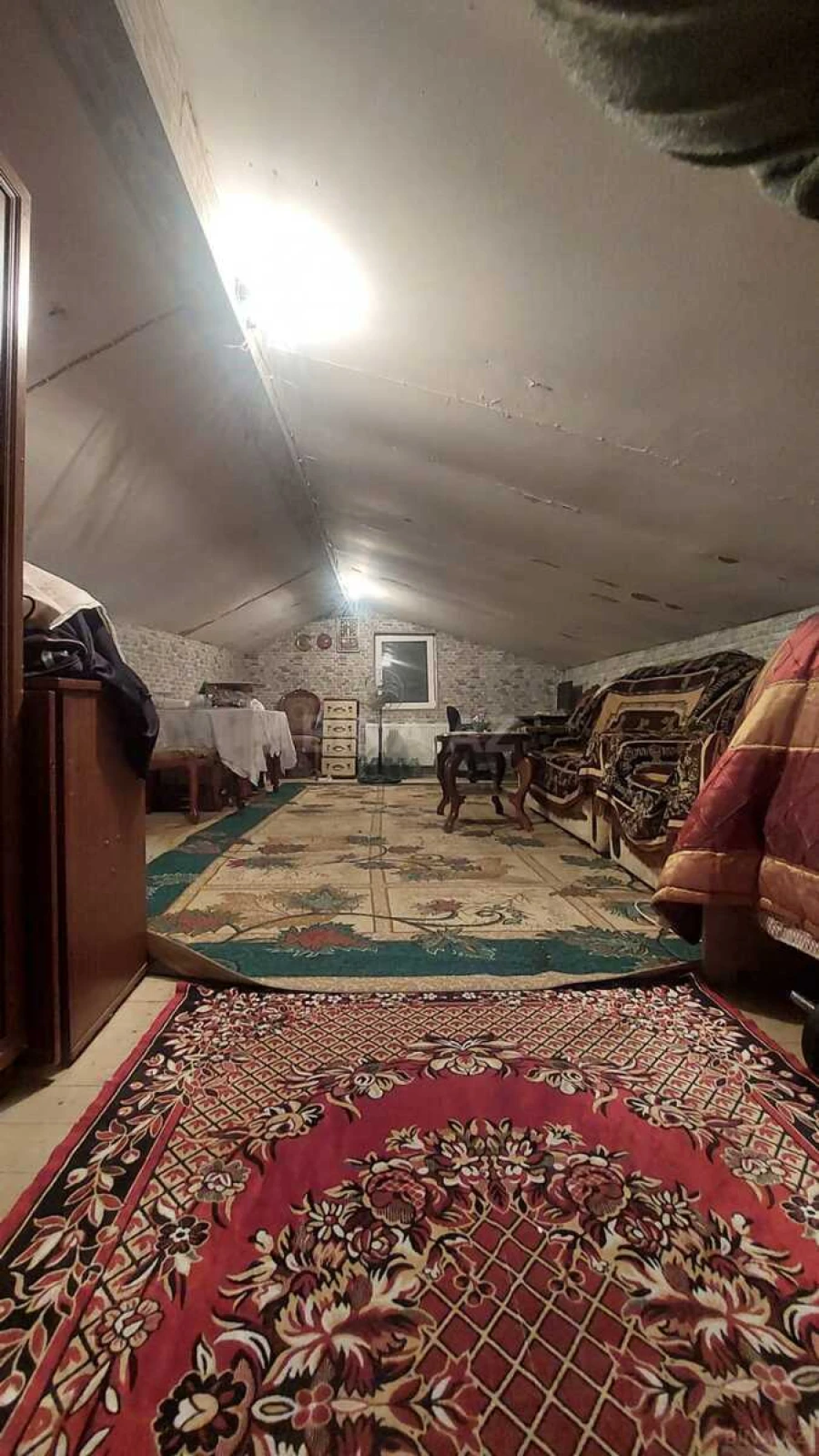 Satılır 4 otaqlı mənzil 124 m²