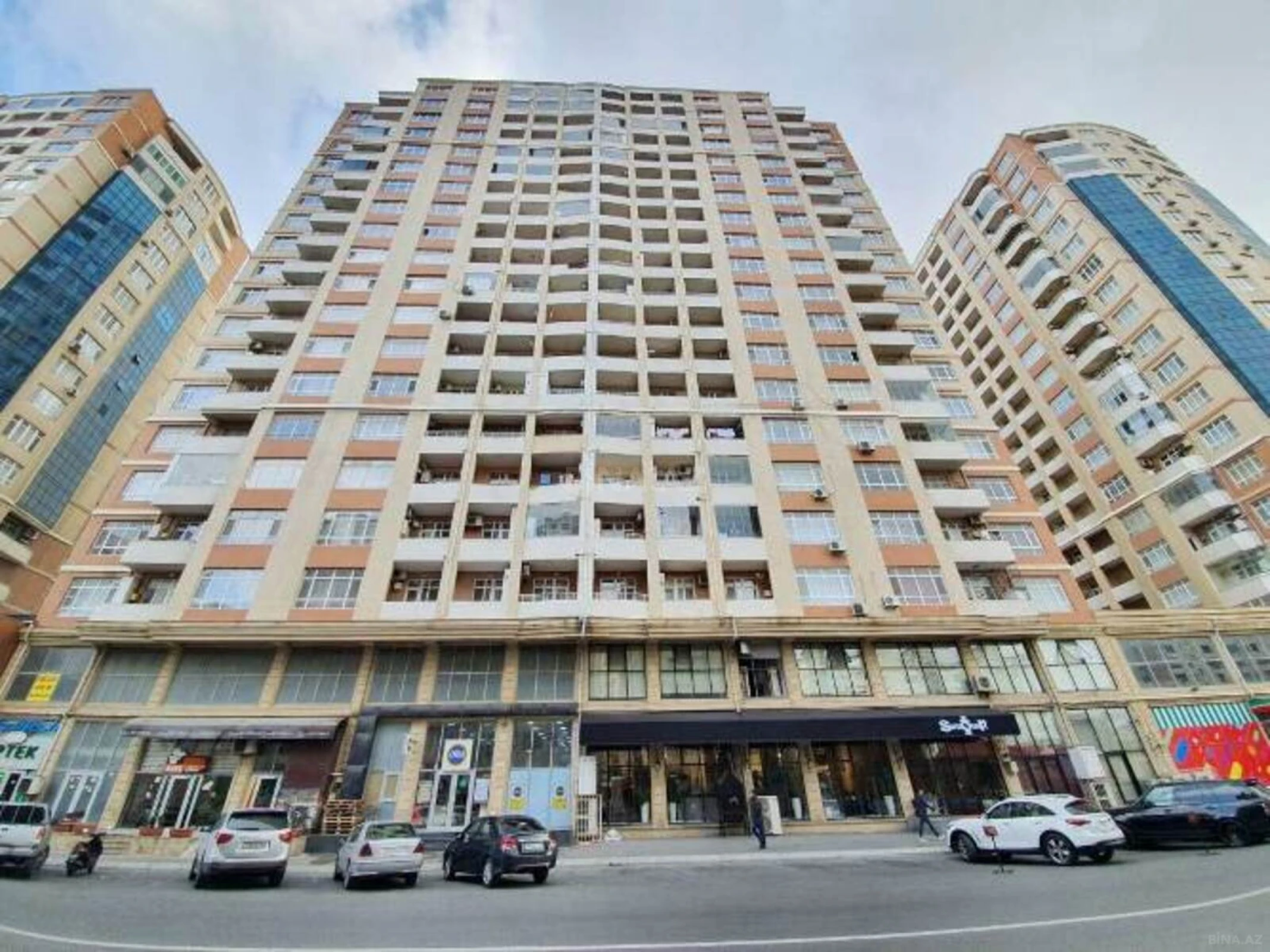 Kirayə verilir 3 otaqlı mənzil 100 m²