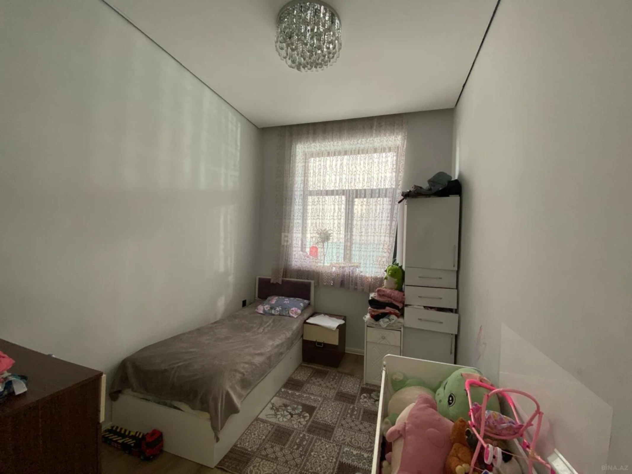 Satılır 5 otaqlı həyət evi 250 m²