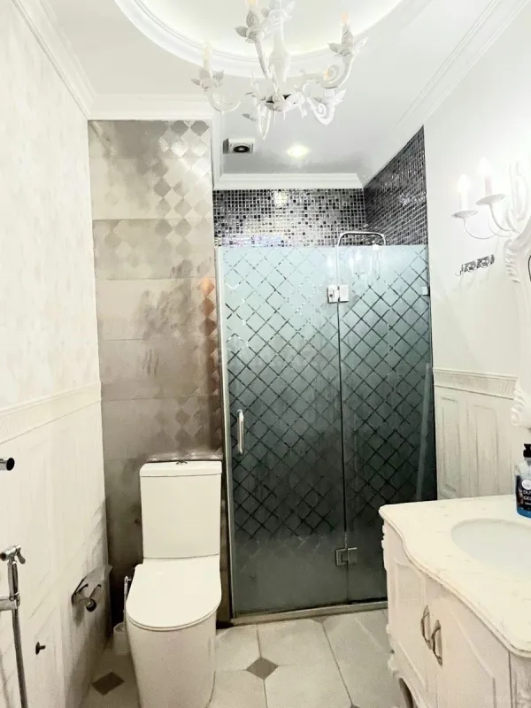 Kirayə verilir 3 otaqlı mənzil 136 m²