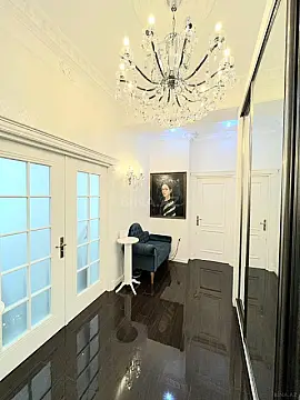 Kirayə verilir 3 otaqlı mənzil 136 m²