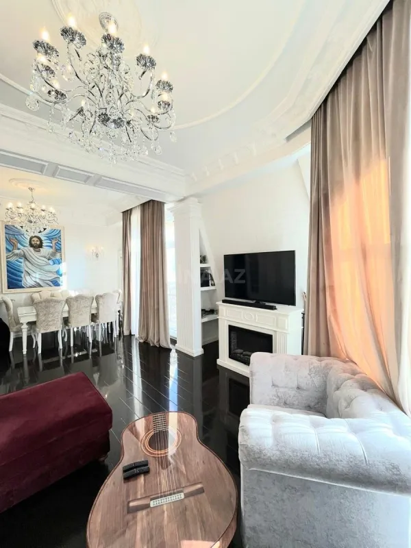 Kirayə verilir 3 otaqlı mənzil 136 m²