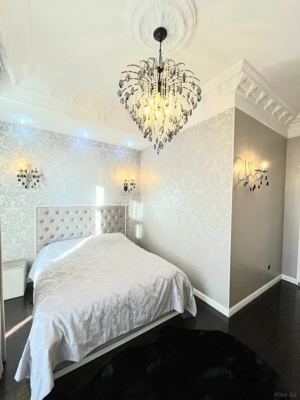 Kirayə verilir 3 otaqlı mənzil 136 m²