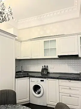 Kirayə verilir 3 otaqlı mənzil 136 m²