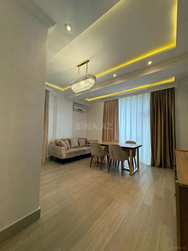 Kirayə verilir 3 otaqlı mənzil 101 m²