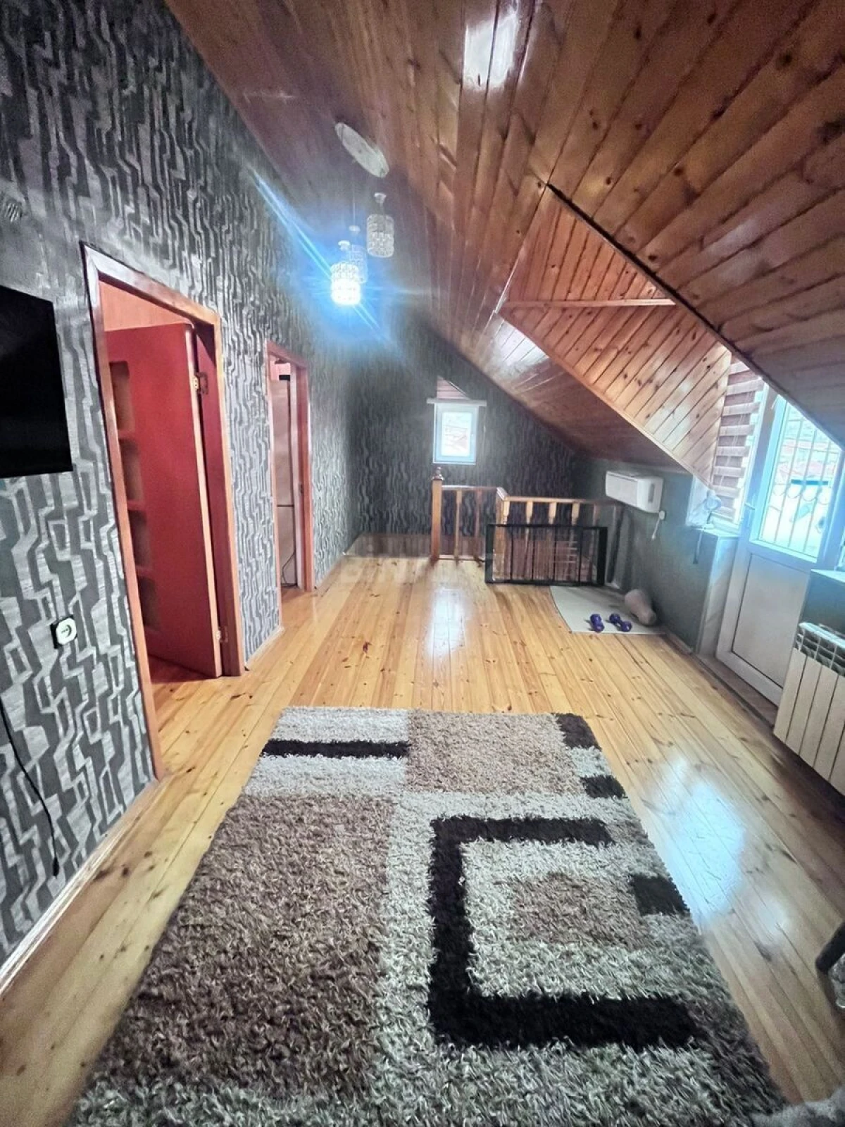 Satılır 6 otaqlı həyət evi 144 m²