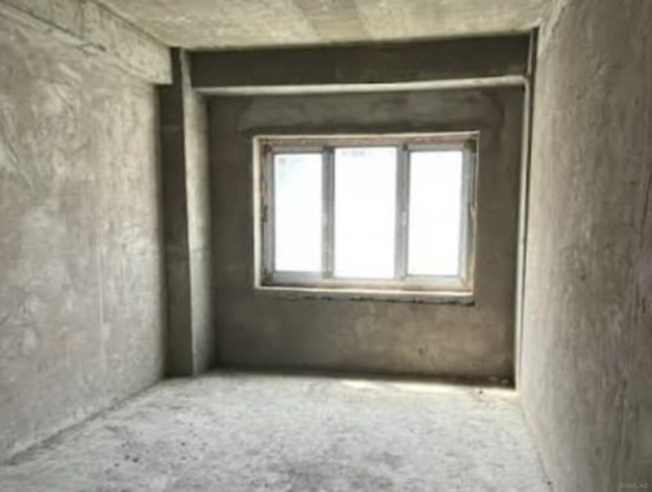 Satılır 5 otaqlı həyət evi 130 m²