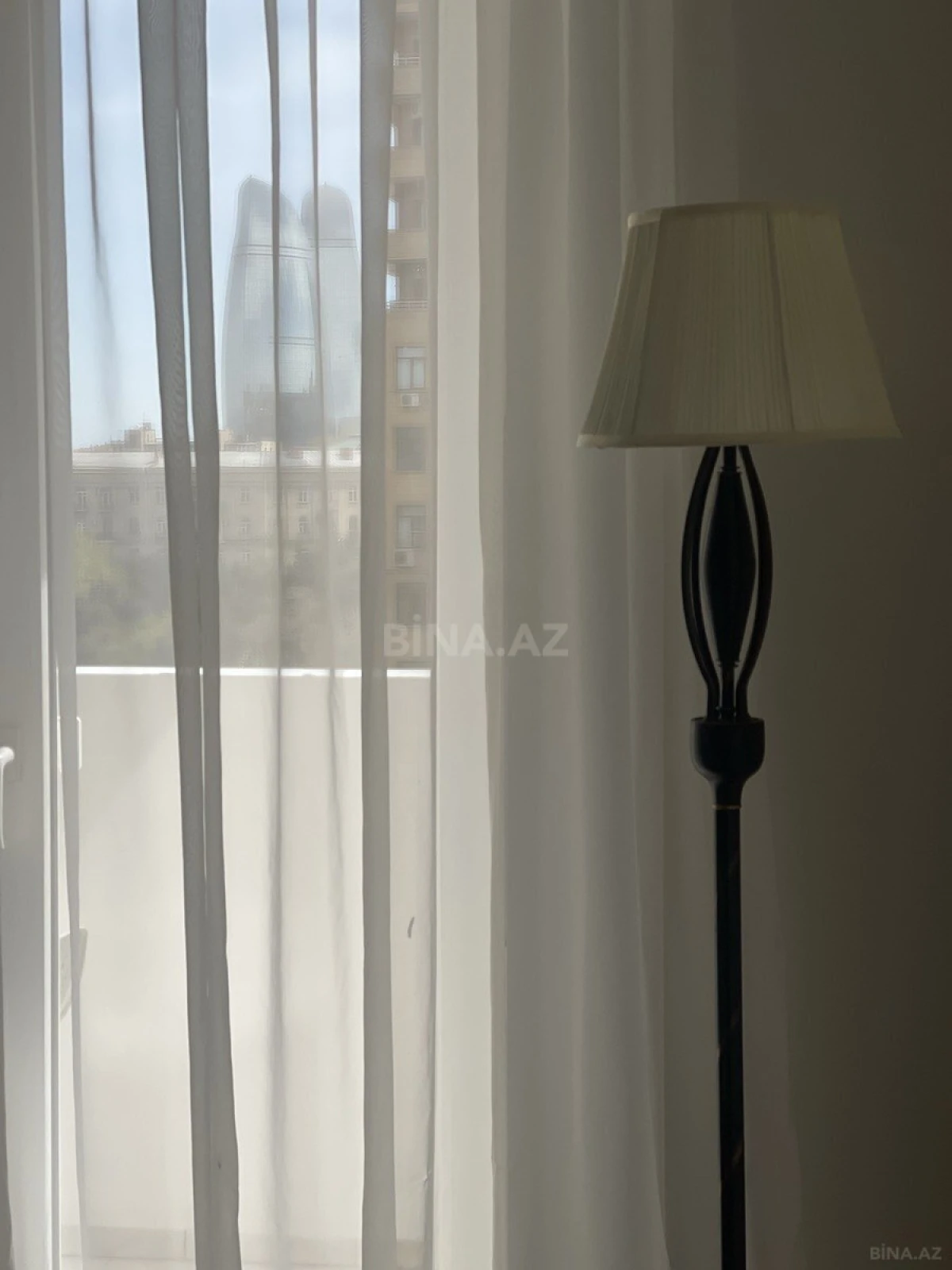 Kirayə verilir 3 otaqlı mənzil 100 m²