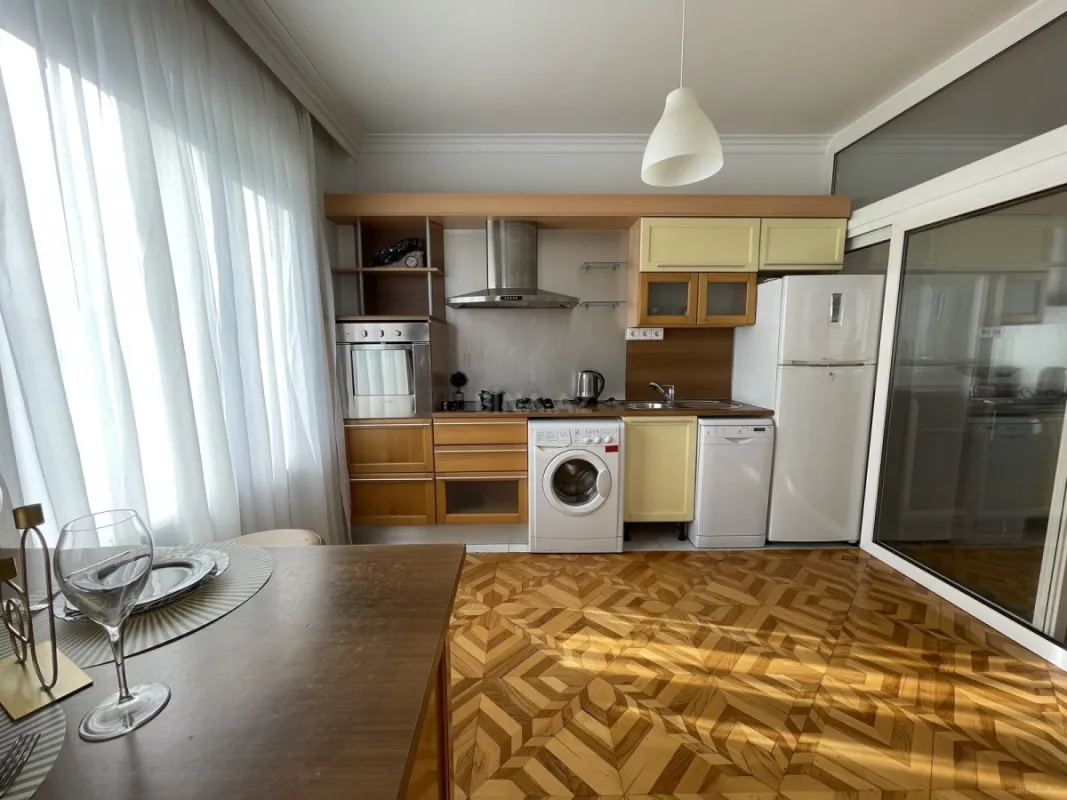 Kirayə verilir 3 otaqlı mənzil 100 m²