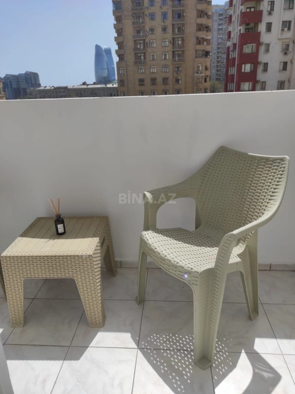 Kirayə verilir 3 otaqlı mənzil 100 m²