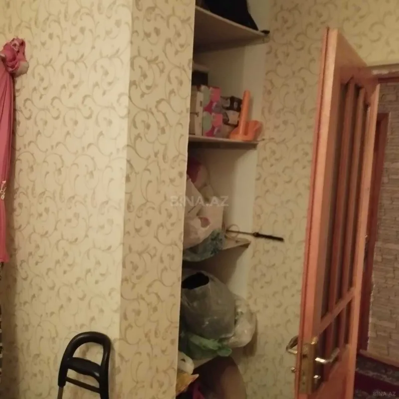 Satılır 5 otaqlı mənzil 110 m²