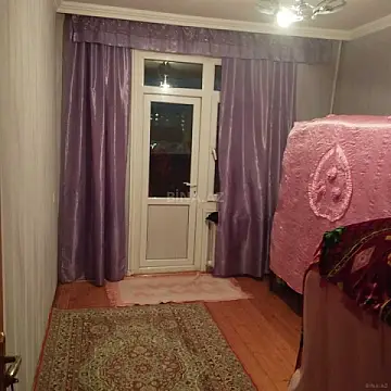 Satılır 5 otaqlı mənzil 110 m²