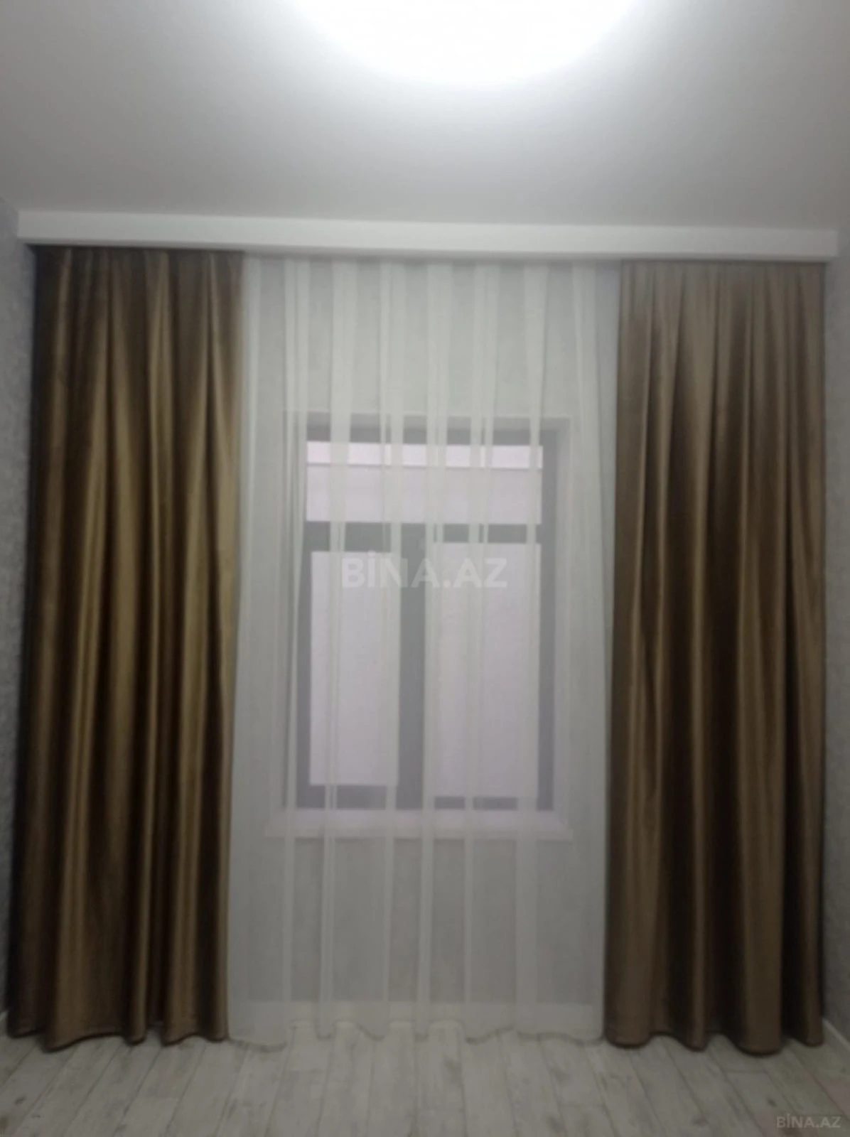 Satılır 4 otaqlı həyət evi 140 m²