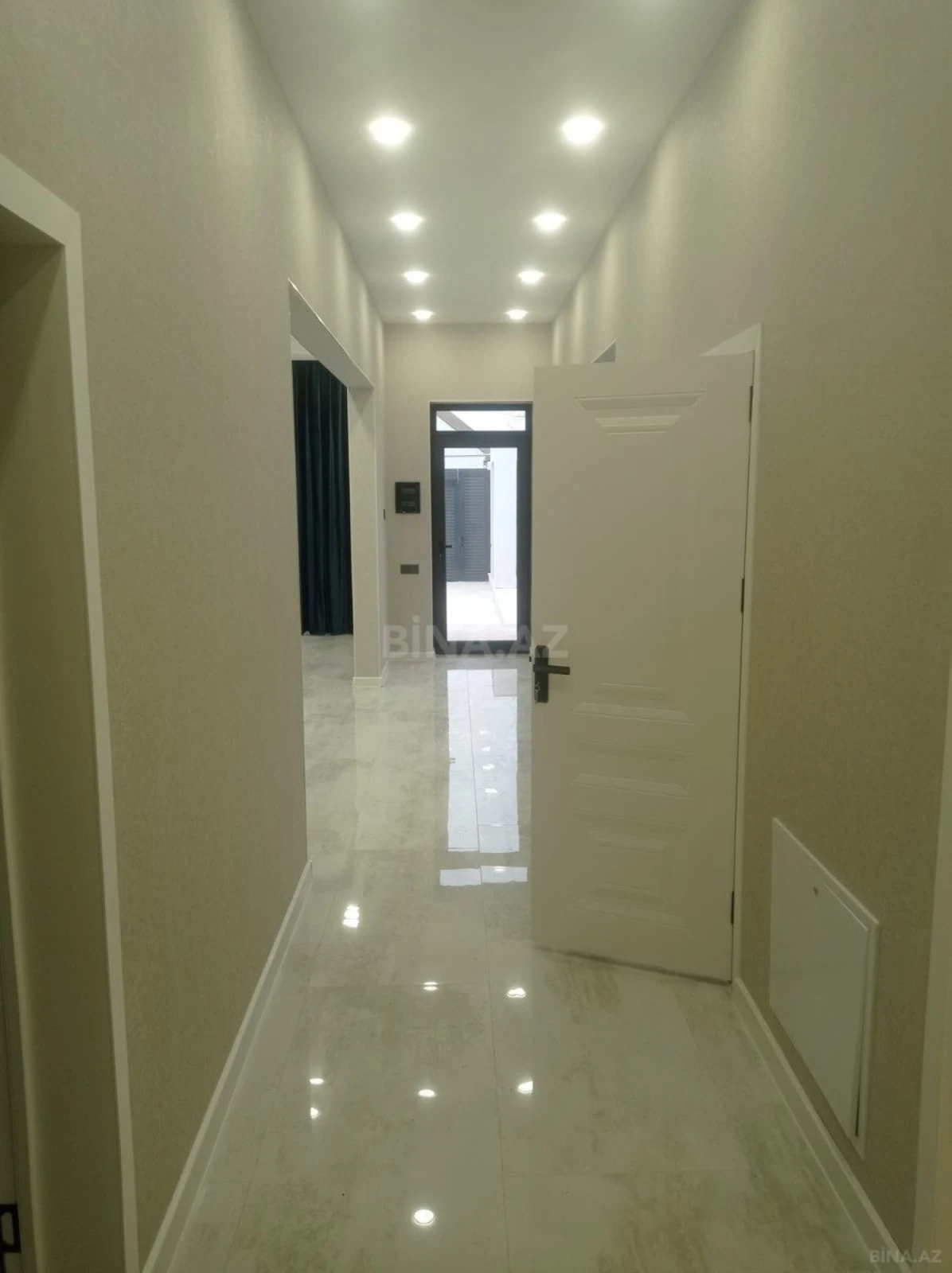 Satılır 4 otaqlı həyət evi 140 m²
