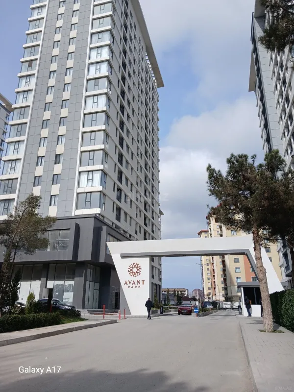 Satılır 3 otaqlı mənzil 75 m²