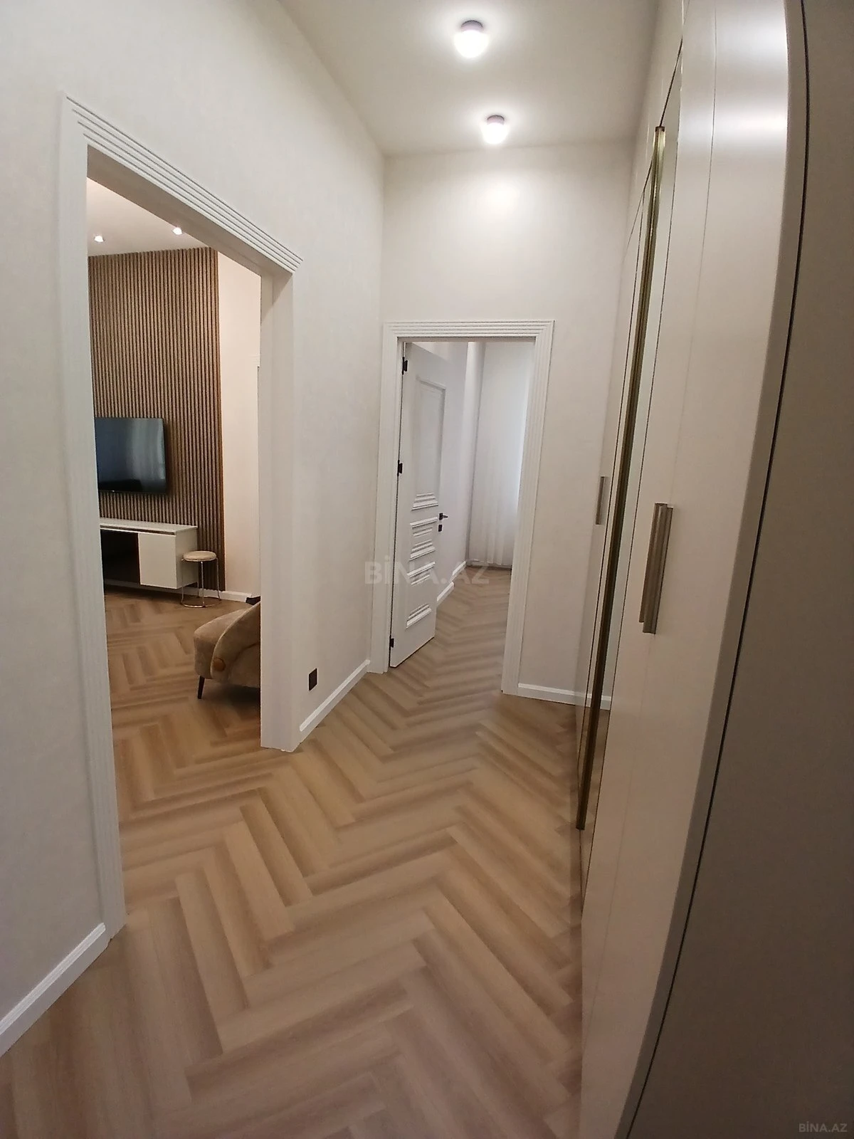 Satılır 3 otaqlı mənzil 75 m²