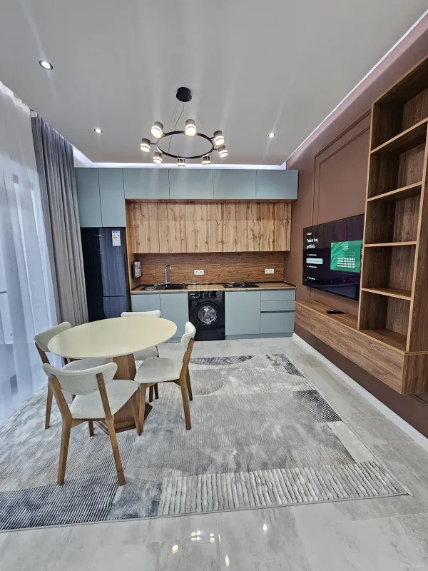 Satılır 4 otaqlı həyət evi 170 m²