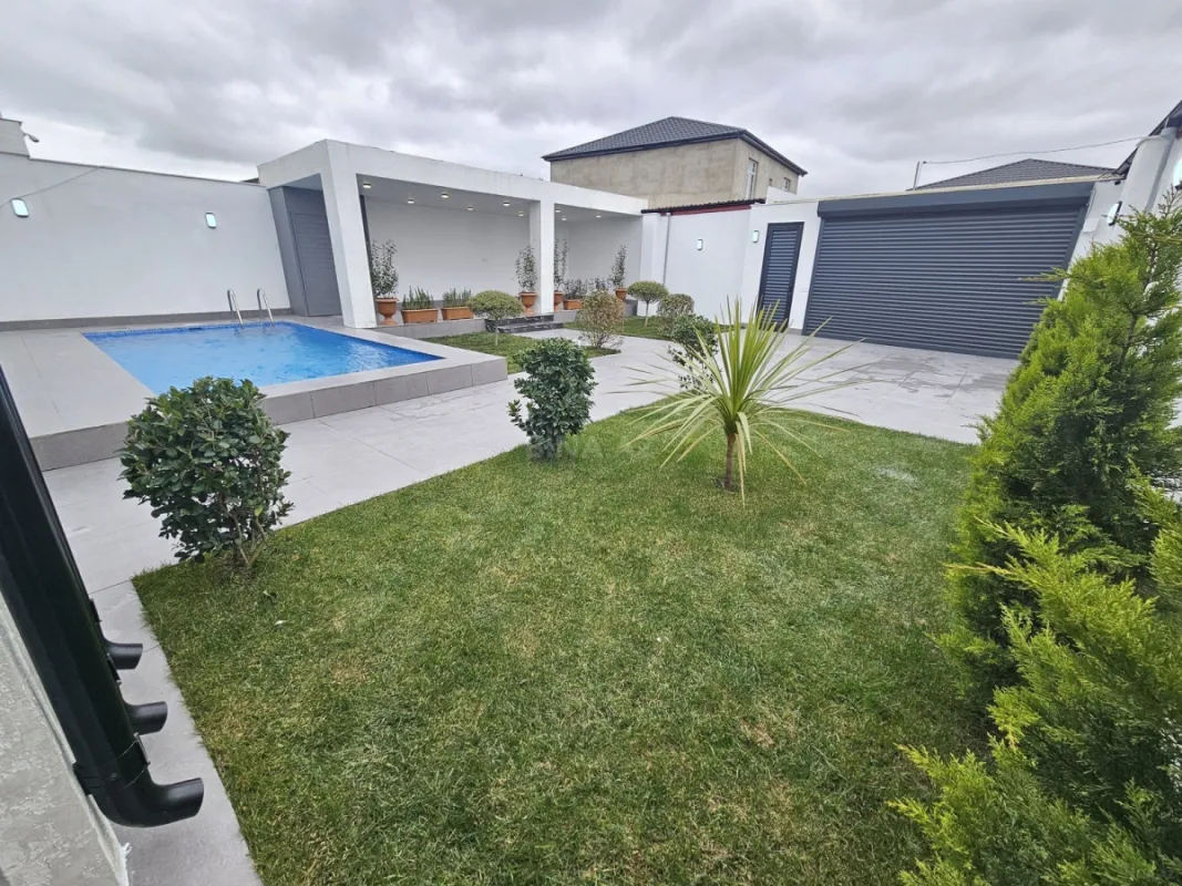 Satılır 4 otaqlı həyət evi 170 m²