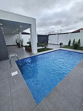 Satılır 4 otaqlı həyət evi 170 m²