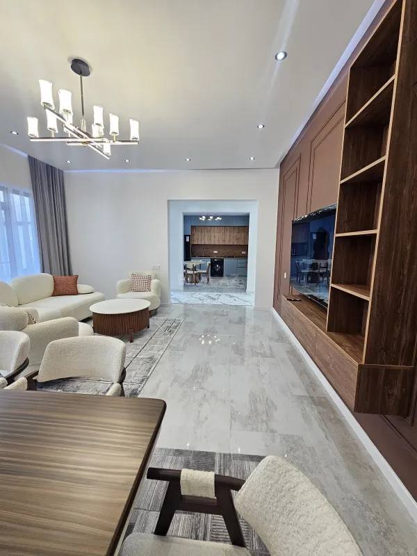 Satılır 4 otaqlı həyət evi 170 m²