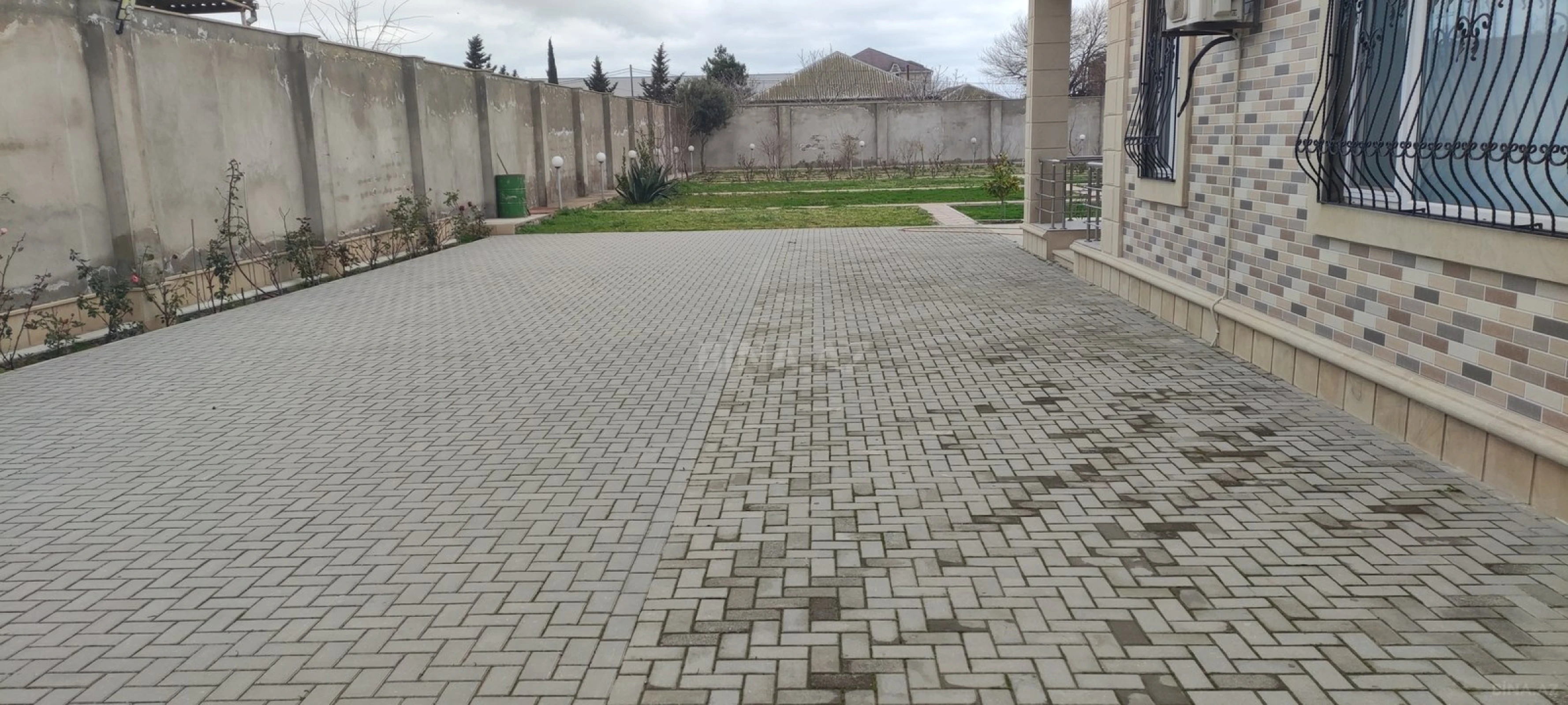 Satılır 6 otaqlı həyət evi 146 m²