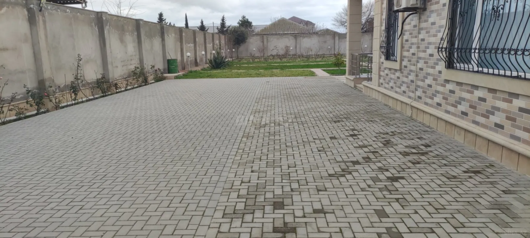 Satılır 6 otaqlı həyət evi 146 m²