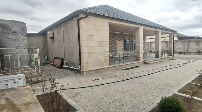 Satılır 6 otaqlı həyət evi 146 m²