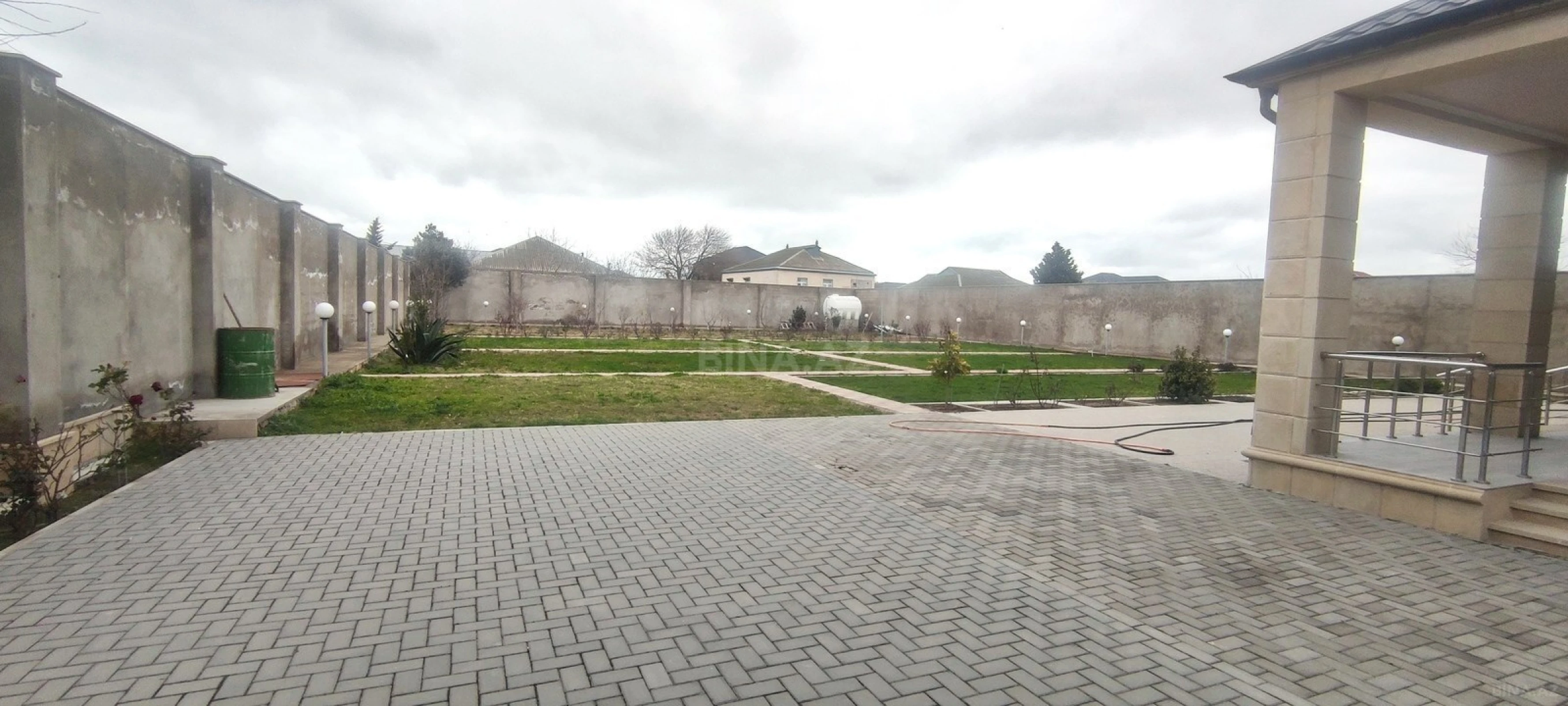 Satılır 6 otaqlı həyət evi 146 m²