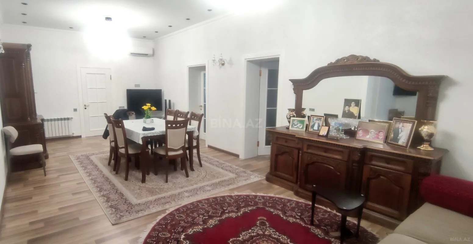 Satılır 6 otaqlı həyət evi 146 m²
