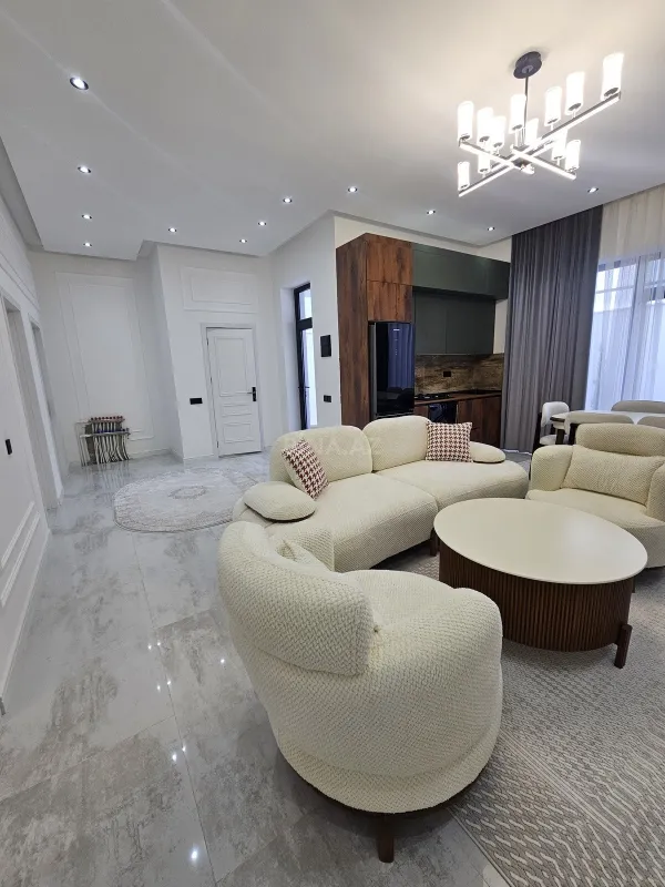 Satılır 4 otaqlı həyət evi 140 m²