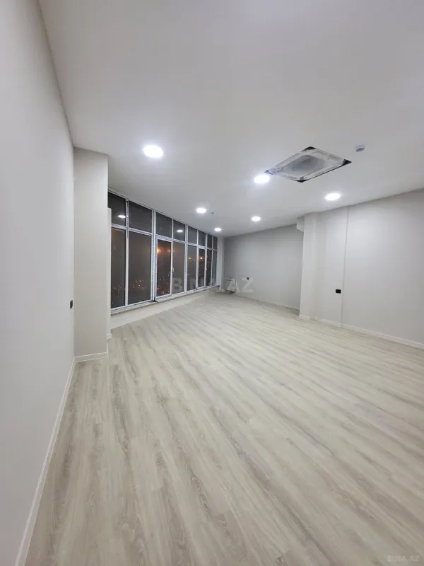 Kirayə verilir 9 otaqlı ofis 476 m²