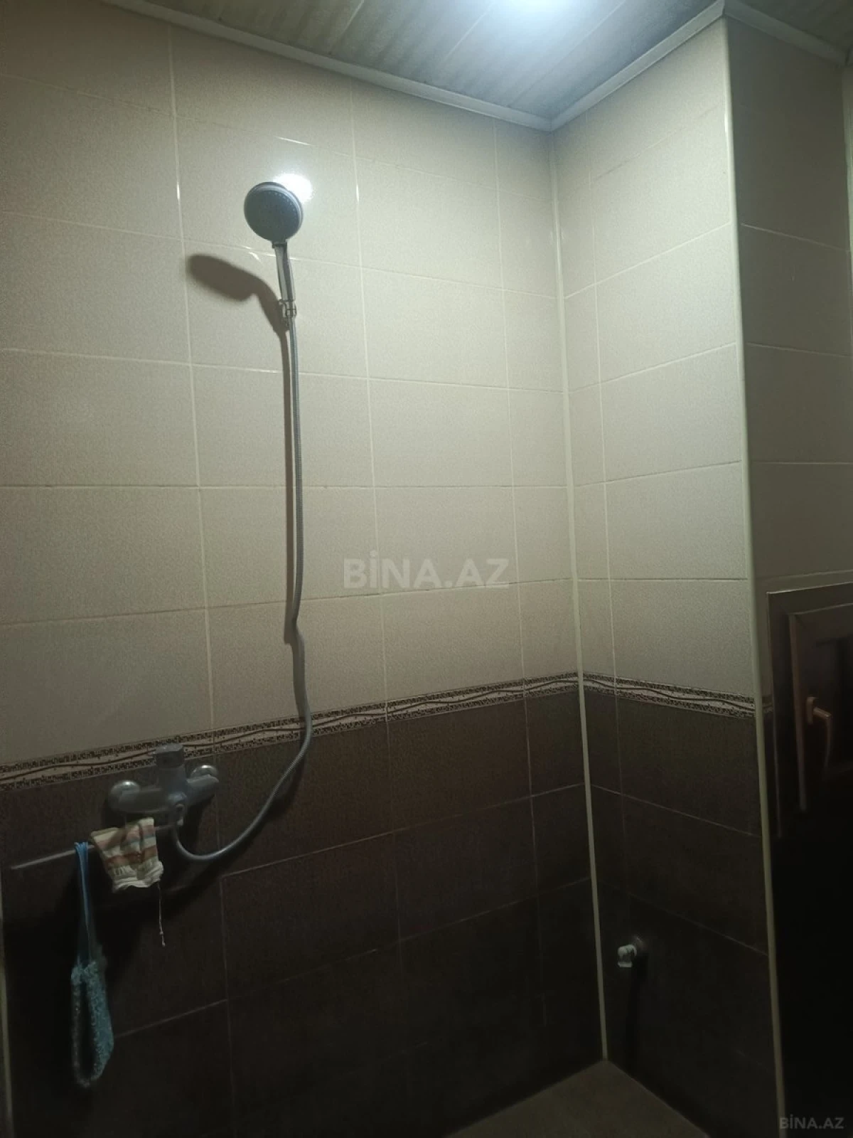 Kirayə verilir 2 otaqlı mənzil 110 m²