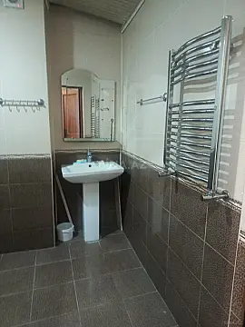 Kirayə verilir 2 otaqlı mənzil 110 m²
