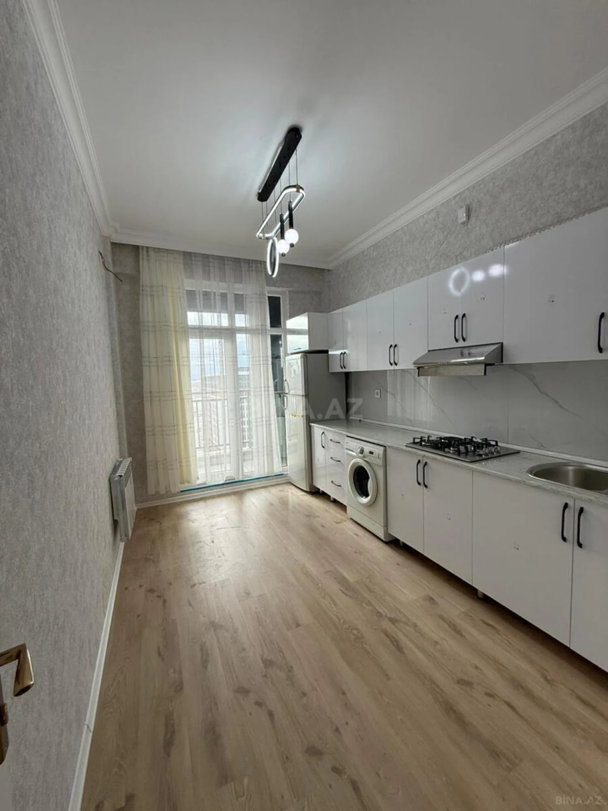 Kirayə verilir 2 otaqlı mənzil 78 m²