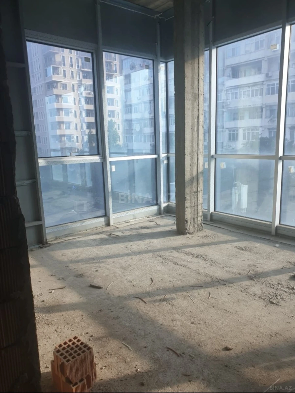 Kirayə verilir obyekt 1120 m²