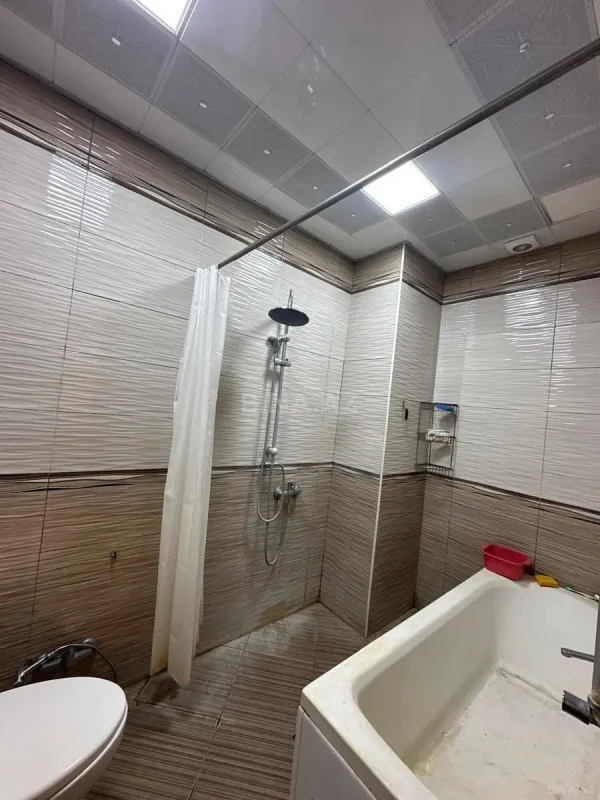 Kirayə verilir 3 otaqlı mənzil 100 m²