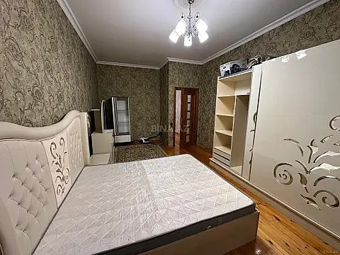 Kirayə verilir 3 otaqlı mənzil 100 m²