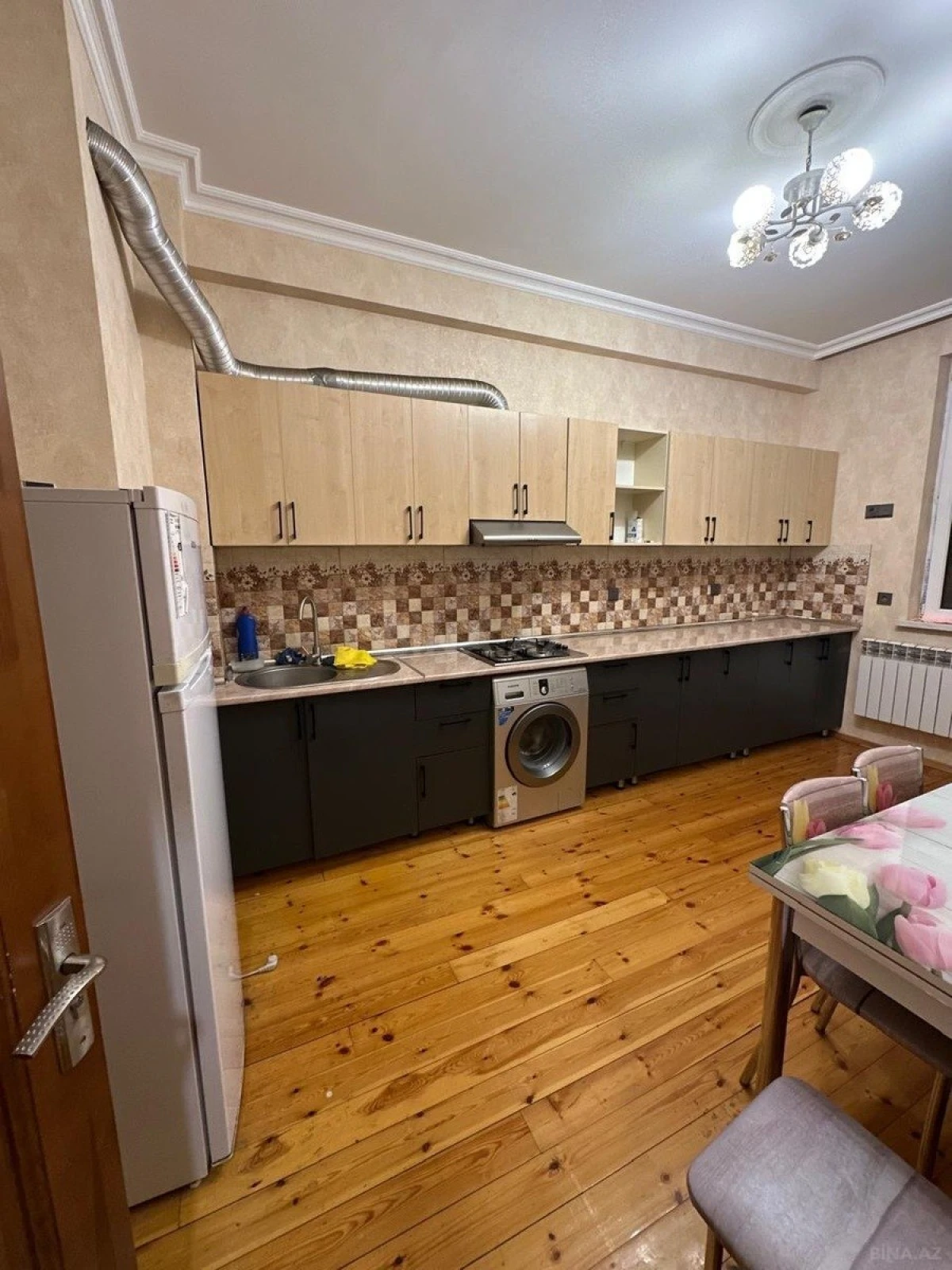 Kirayə verilir 3 otaqlı mənzil 100 m²