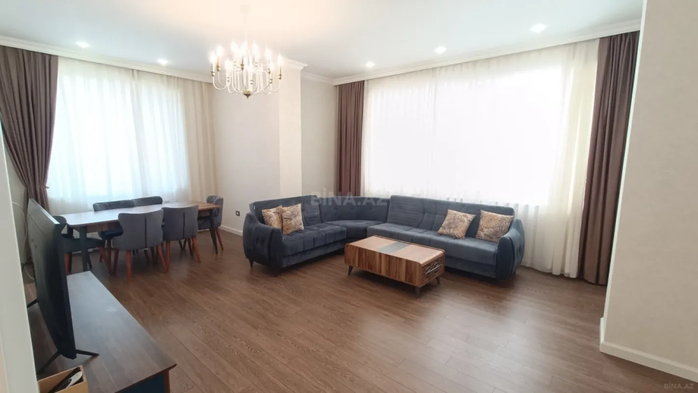Kirayə verilir 3 otaqlı mənzil 126 m²
